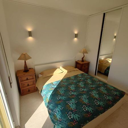 אלבופיירה Apartamento Mimosas מראה חיצוני תמונה
