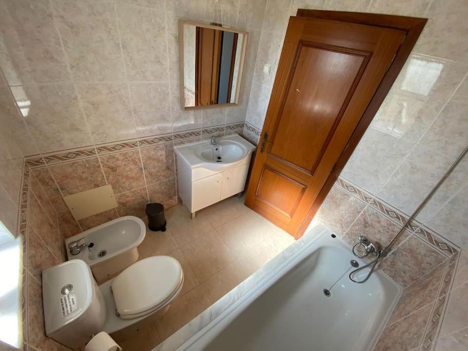 אלבופיירה Apartamento Mimosas מראה חיצוני תמונה