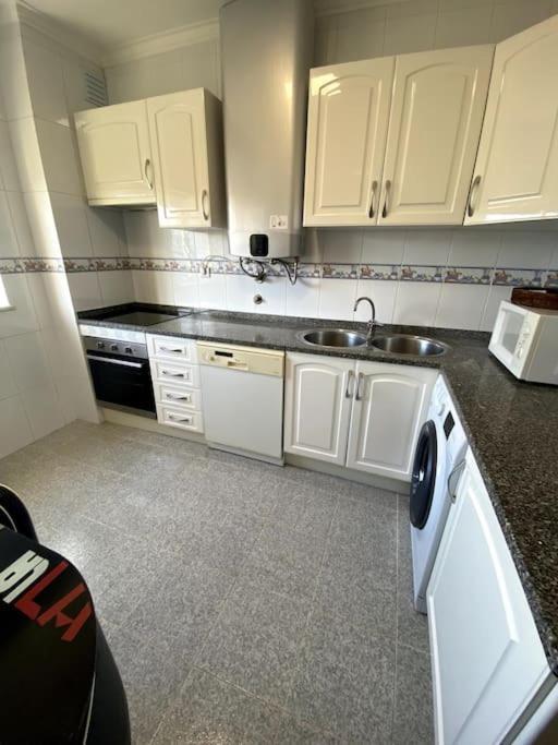אלבופיירה Apartamento Mimosas מראה חיצוני תמונה