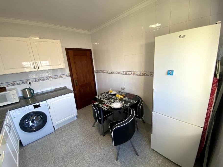 אלבופיירה Apartamento Mimosas מראה חיצוני תמונה