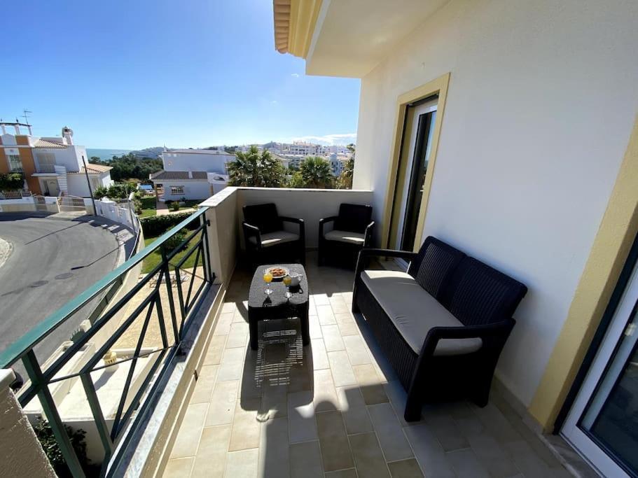 אלבופיירה Apartamento Mimosas מראה חיצוני תמונה