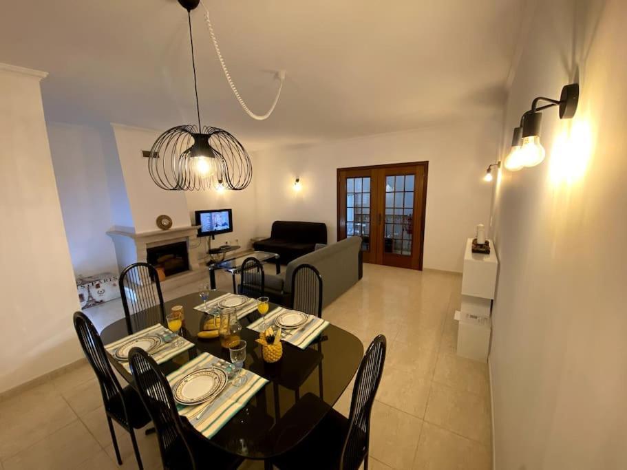 אלבופיירה Apartamento Mimosas מראה חיצוני תמונה