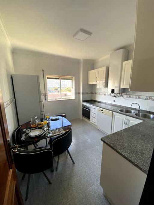 אלבופיירה Apartamento Mimosas מראה חיצוני תמונה